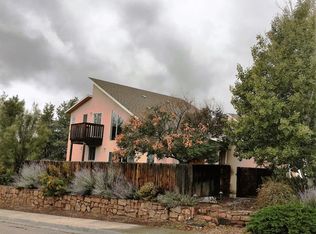 1901 Mendius Ln, Los Alamos, NM 87544