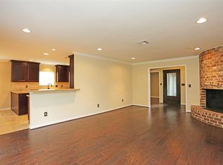 10607 Valley Forge Dr, Houston, TX 77042