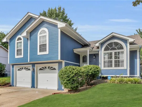 1220 NE Grand Ave, Lees Summit, MO 64086