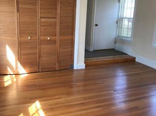 20 Chestnut St #2, Wakefield, MA 01880