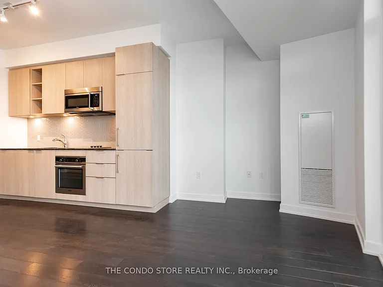 50 Ordnance St #2807 — Photo 3