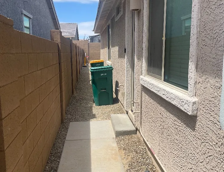 16820 W Echo Ln — Photo 30
