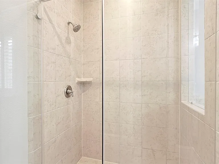 5919 Solara Ledge Ln — Photo 21