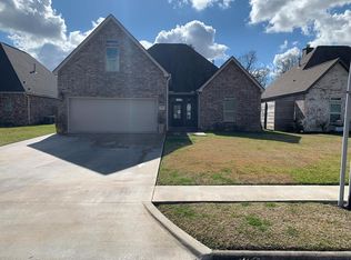 717 Avenue C, Port Neches, TX 77651