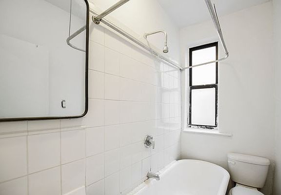 4th image of 509 W 159th St #19A