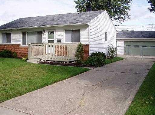1st image of 1223 Crestwood Ave