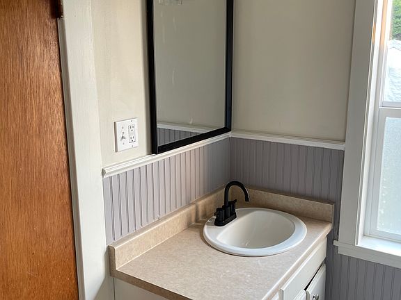 5th image of 1345 10th St