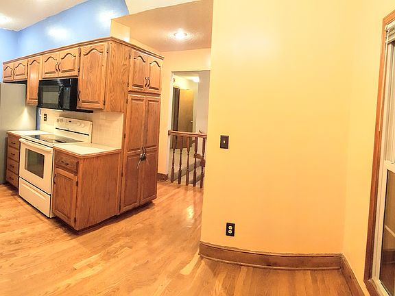 Large Eat in Kitchen