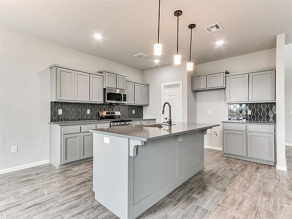 6th image of this home