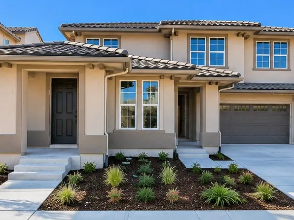 481 Tall Grass Way #A, Hollister, CA 95023