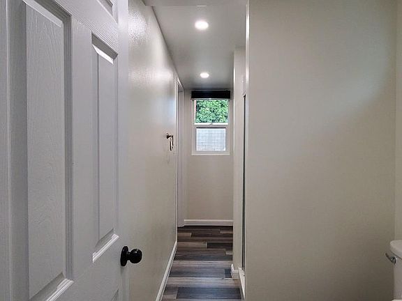 5th image of 938 Brightview Dr