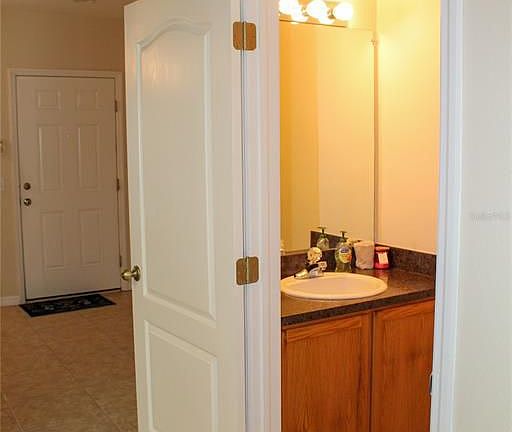 5th image of 15754 Fishhawk Falls Dr