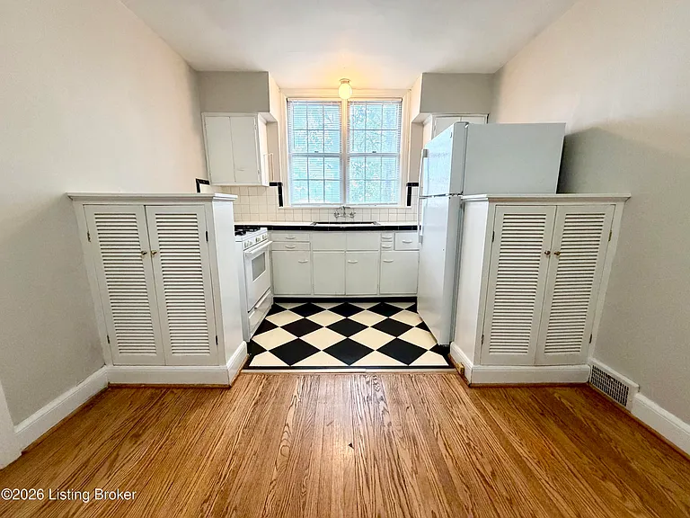 315 Macon Ave #1 — Photo 3