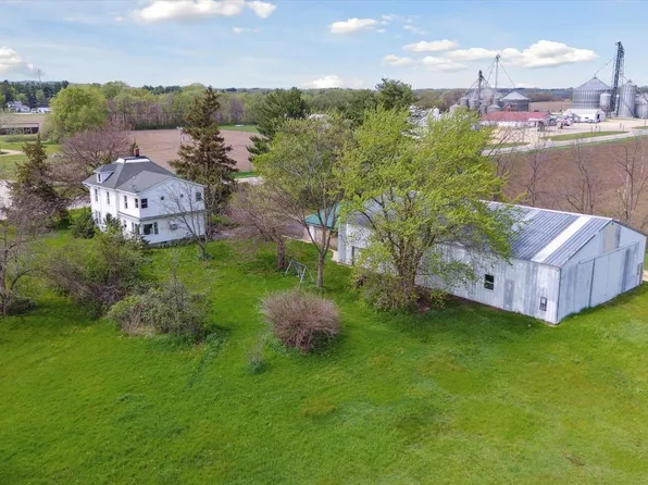 3527 South Highway 104, Brodhead, WI 53520