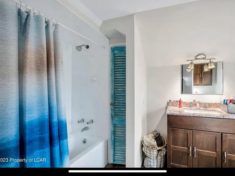 2255 Lakeside Dr #2 — Photo 20