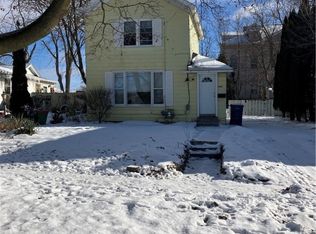 1008 Danforth St, Syracuse, NY 13208