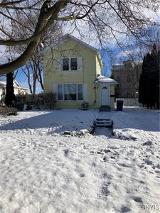 1008 Danforth St, Syracuse, NY, 13208