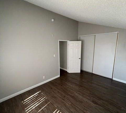 5th image of 6502 Vineland Ave