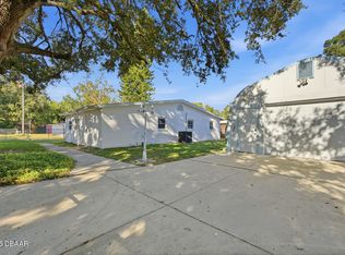 1215 Leon Ln, Daytona Beach, FL 32117
