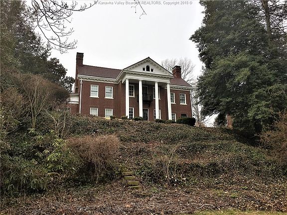 4th image of 4008 Kanawha Ave SE
