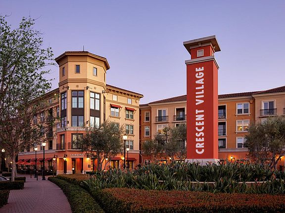 2nd image of 320 Crescent Village Cir #4097