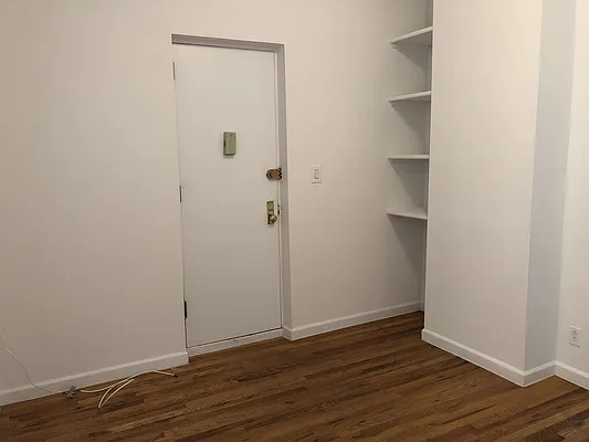 Rented by GreenVill Real Estate LLC | media 14