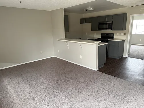 13602 Cordary Ave #16 Photo 1