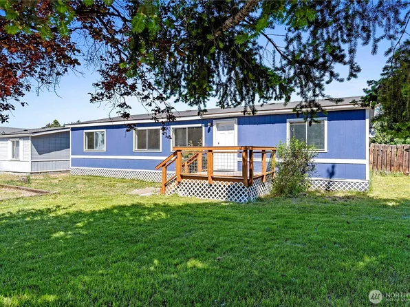 1741 SE 4th St, East Wenatchee, WA 98802