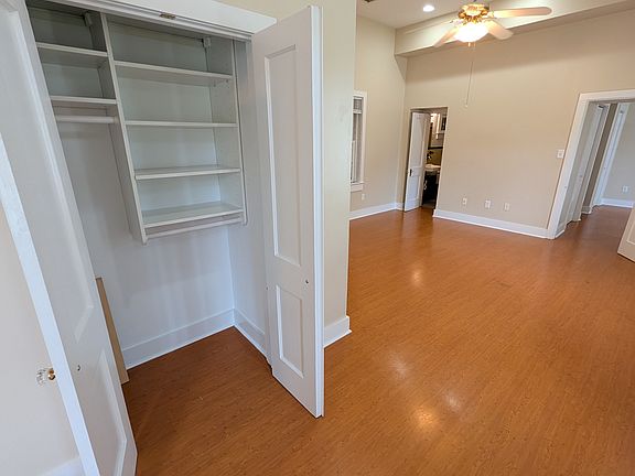 4th image of 92 Beaufain St Unit 5