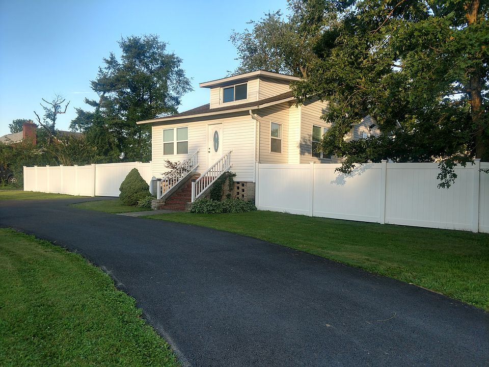 1st image of 10007 Bird River Rd
