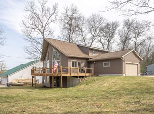 8794 S Spruce Ave, Newaygo, MI 49337