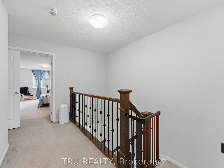 205 Losino Cres — Photo 18