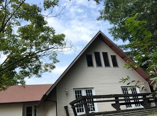 1137 Green Street Rd, Centralia, IL 62801