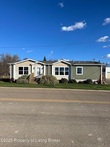 53 Central Ave N, Dunn Center, ND, 58626