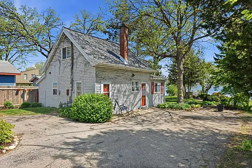 2224 Highway 51 #A Photo 1