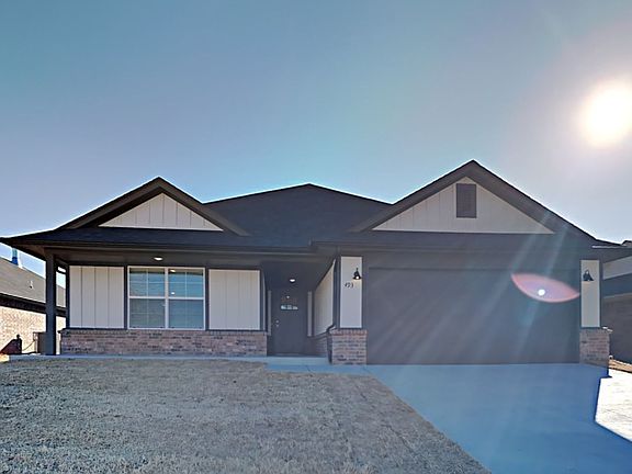 3rd image of 493 Hardesty Dr