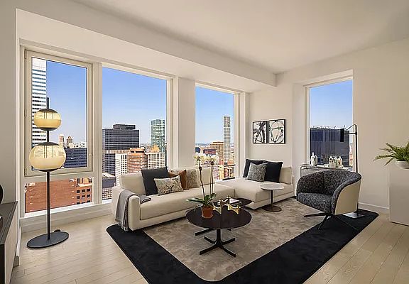 4th image of 138 E 50th St #53B