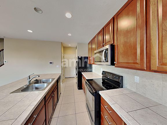 3rd image of 16224 E 54th Ave