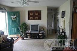5th image of 309 Marys Oak Dr