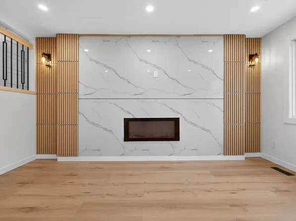 304 Morin Maze NW, Edmonton, AB T6K 1V1