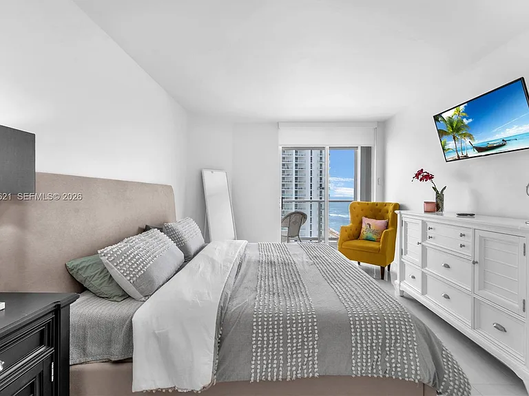 16485 Collins Ave #1836 — Photo 36