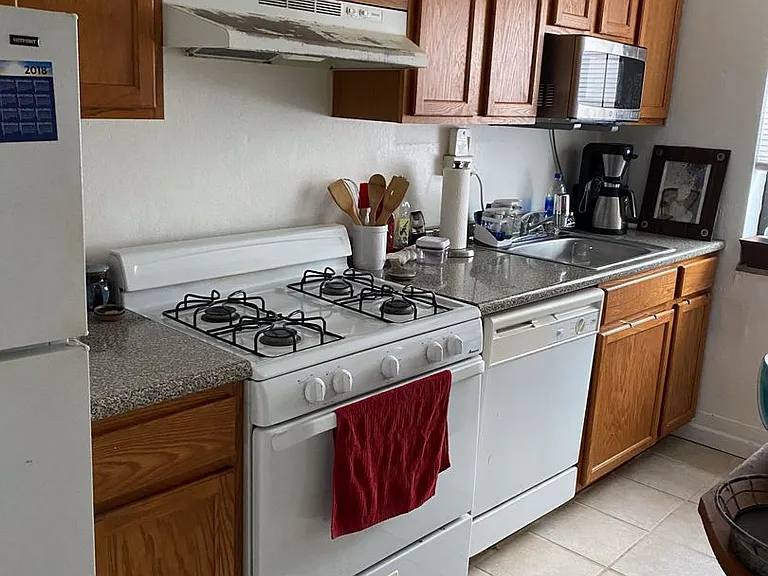 4909 Centre Ave — Photo 21
