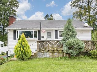 67 Capt Shankey Dr, Garnerville, NY 10923