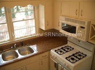 2686 Ben Hill Rd, East Pt, GA 30344