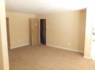 855 Old Lancaster Rd APT A2, Bryn Mawr, PA 19010