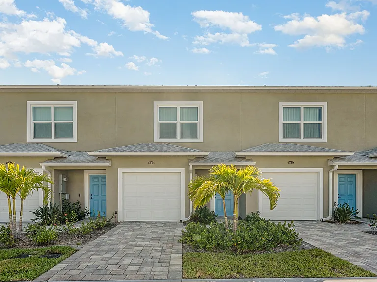 870 Paddleboard Ct — Photo 24