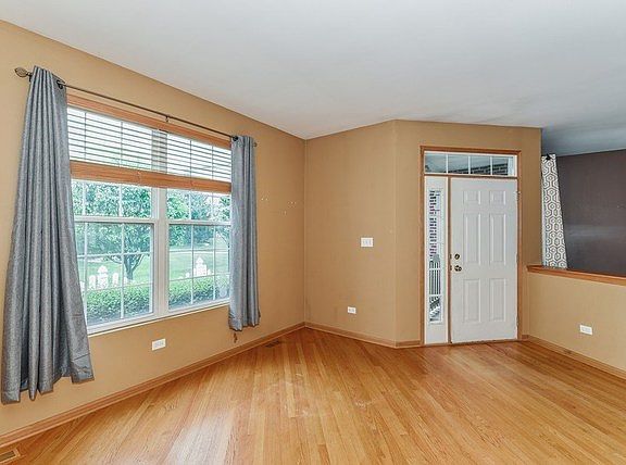 3rd image of 6572 Pine Lake Dr