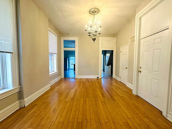 5th image of 2734 Armand Pl #A