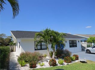 717 95th Ave N #3, Naples, FL 34108
