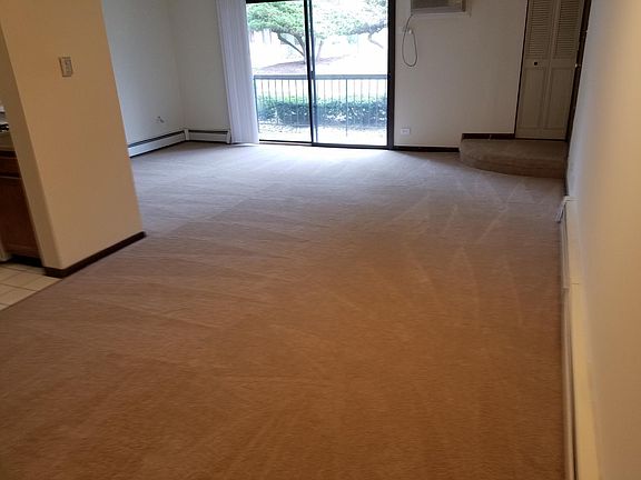 5th image of 701 W 65th St APT 1